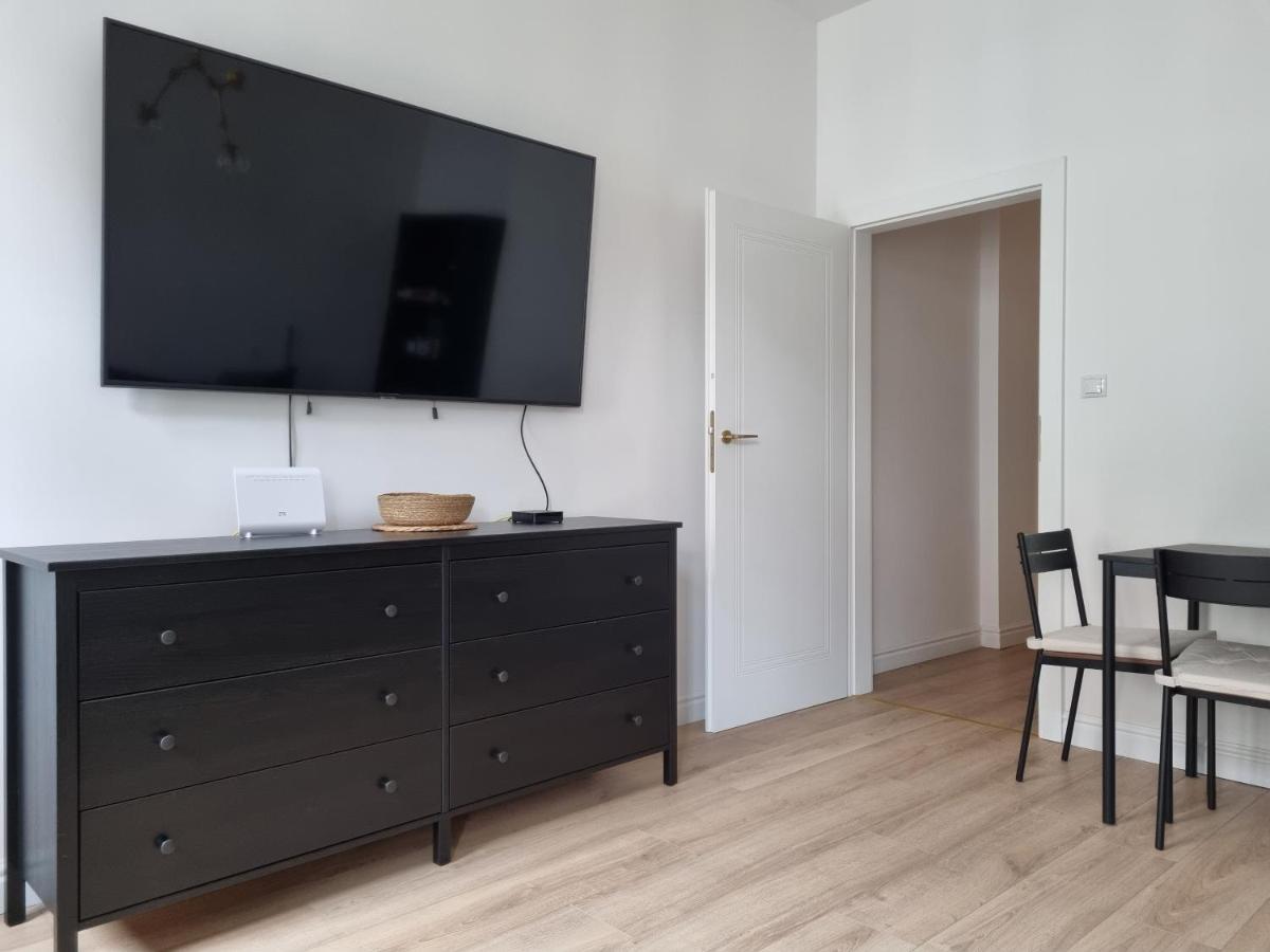 Apartament W Kamienicy Leilighet Poznań Eksteriør bilde